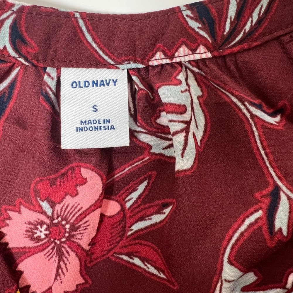 Old Navy Floral Burgundy Blouse Women's Short Sleeve Top Size Small - Picture 9 of 9